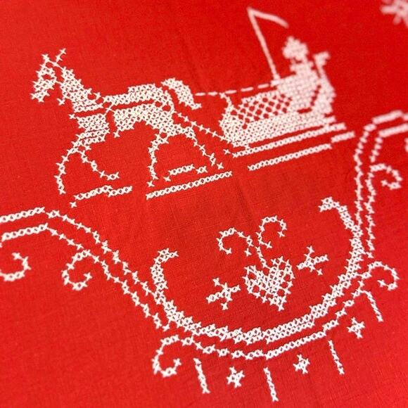 Vintage Red Christmas Tablecloth Scandinavian Folk Embroidery 37x35 - Picture 5 of 7
